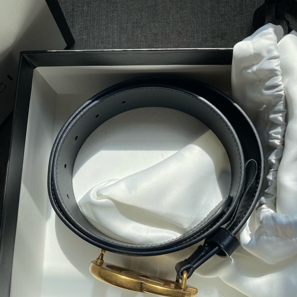Gucci belt size 75.30 black and gold main image 5
